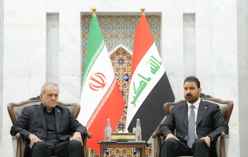 الرئيس الإيراني يجدد الاعتزاز بعمق العلاقة التي تربط شعبي العراق وإيران