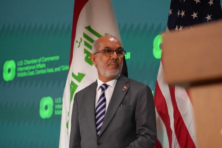 بالوثائق.. طلب نيابي بحضور وزير النفط الى مجلس النواب بشأن العقود مع أمريكا