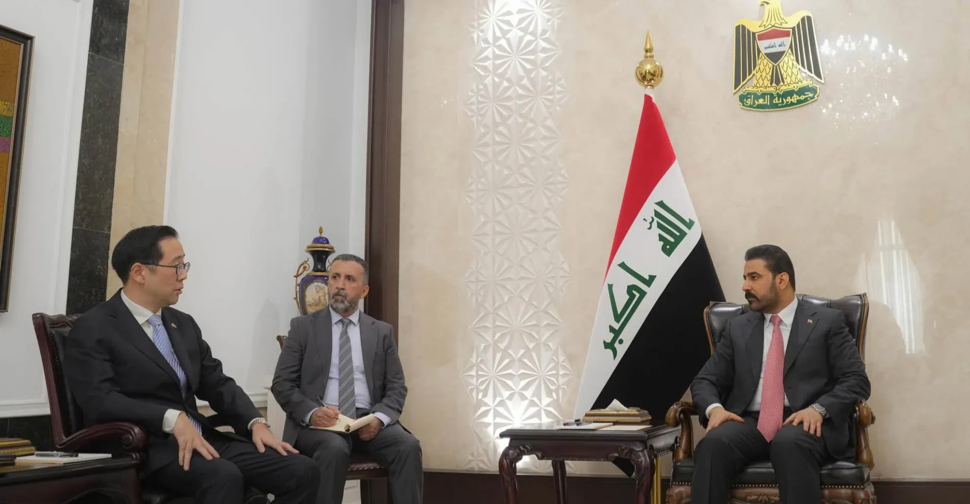 الزيدي: مهتمون بجذب الاستثمارات الكورية إلى العراق