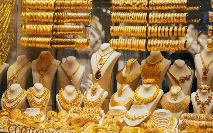 الذهب يتراجع في بغداد وأربيل