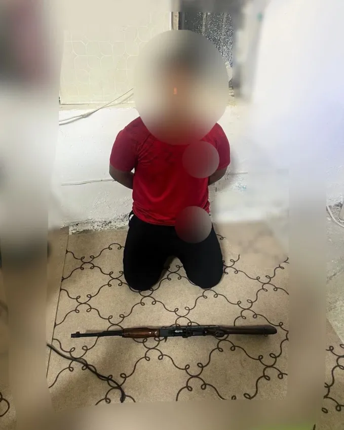 شرطة بغداد الرصافة تلقي القبض على متهم أطلق النار على منزل أحد المواطنين