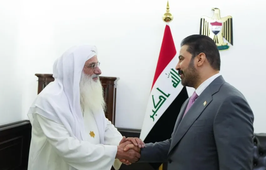 رئيس الوزراء يوجه بشمول الصابئة المندائيين بمشروع المليون قطعة أرض سكنية