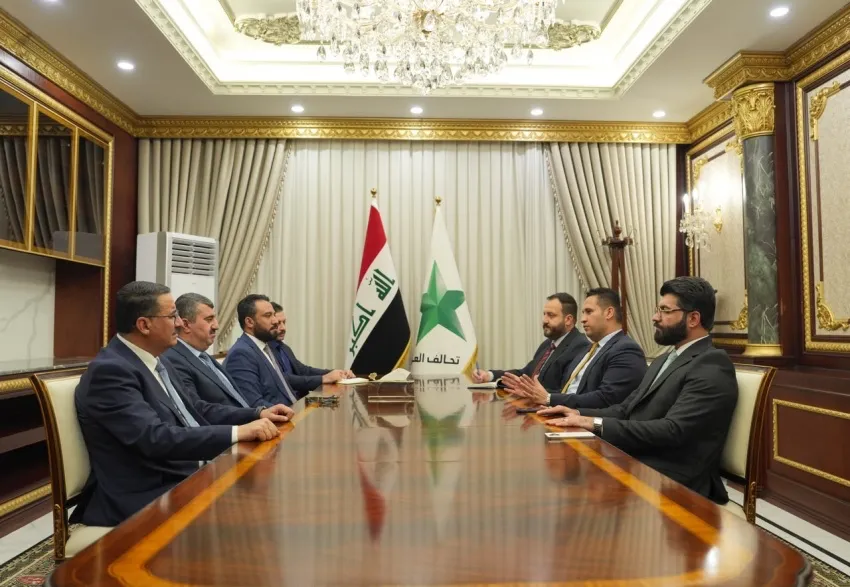 العزم وبدر يبحثان مستجدات المشهد السياسي ويؤكدان أهمية الحوار والتفاهم
